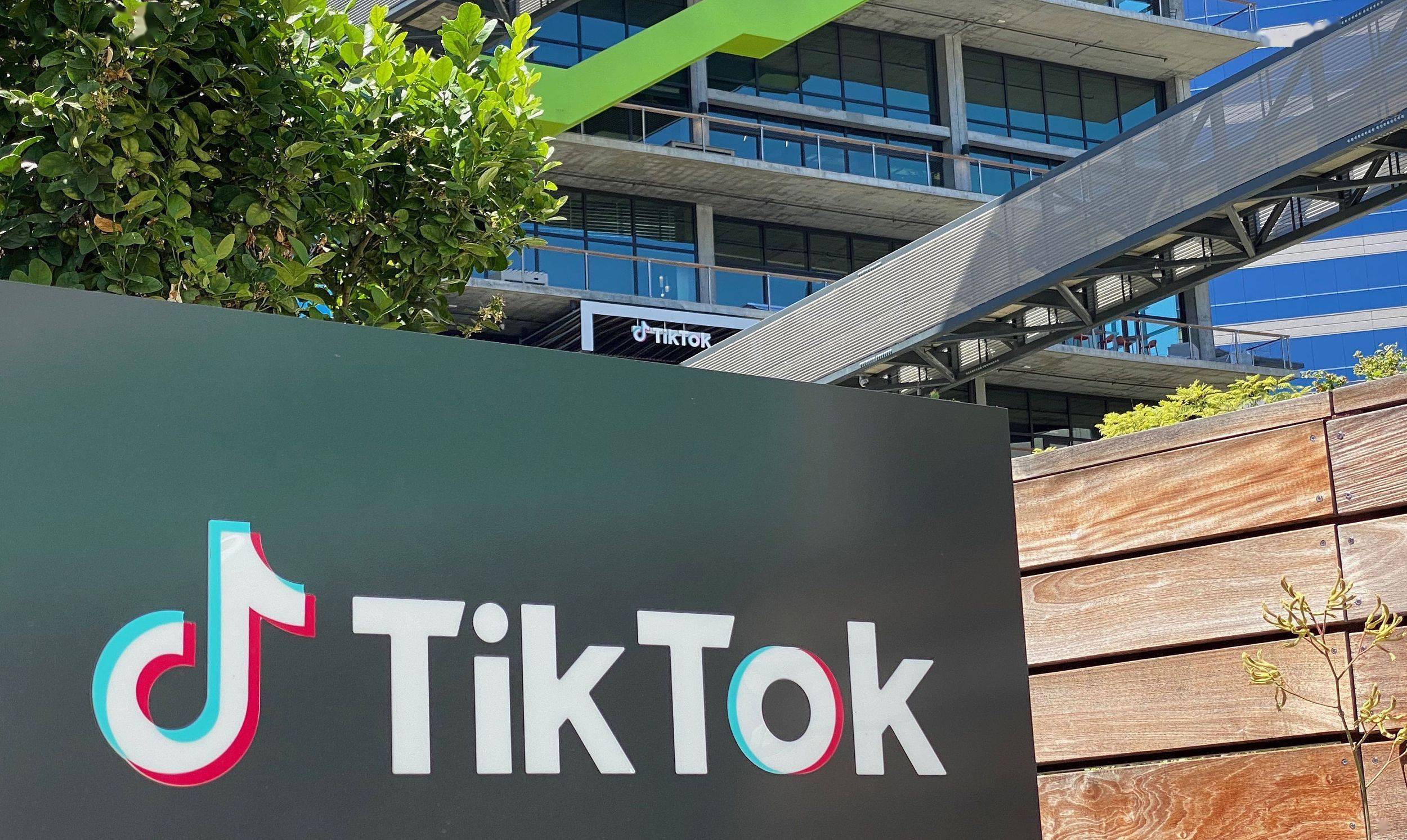 在美国各大科技公司纷纷裁员之际，TikTok 仍在招聘员工。该公司表示，正在开展为期三年的招聘计划，将在全球各地增加约 3000 名工程师，并扩充美国加州山景城的办事处规模。
