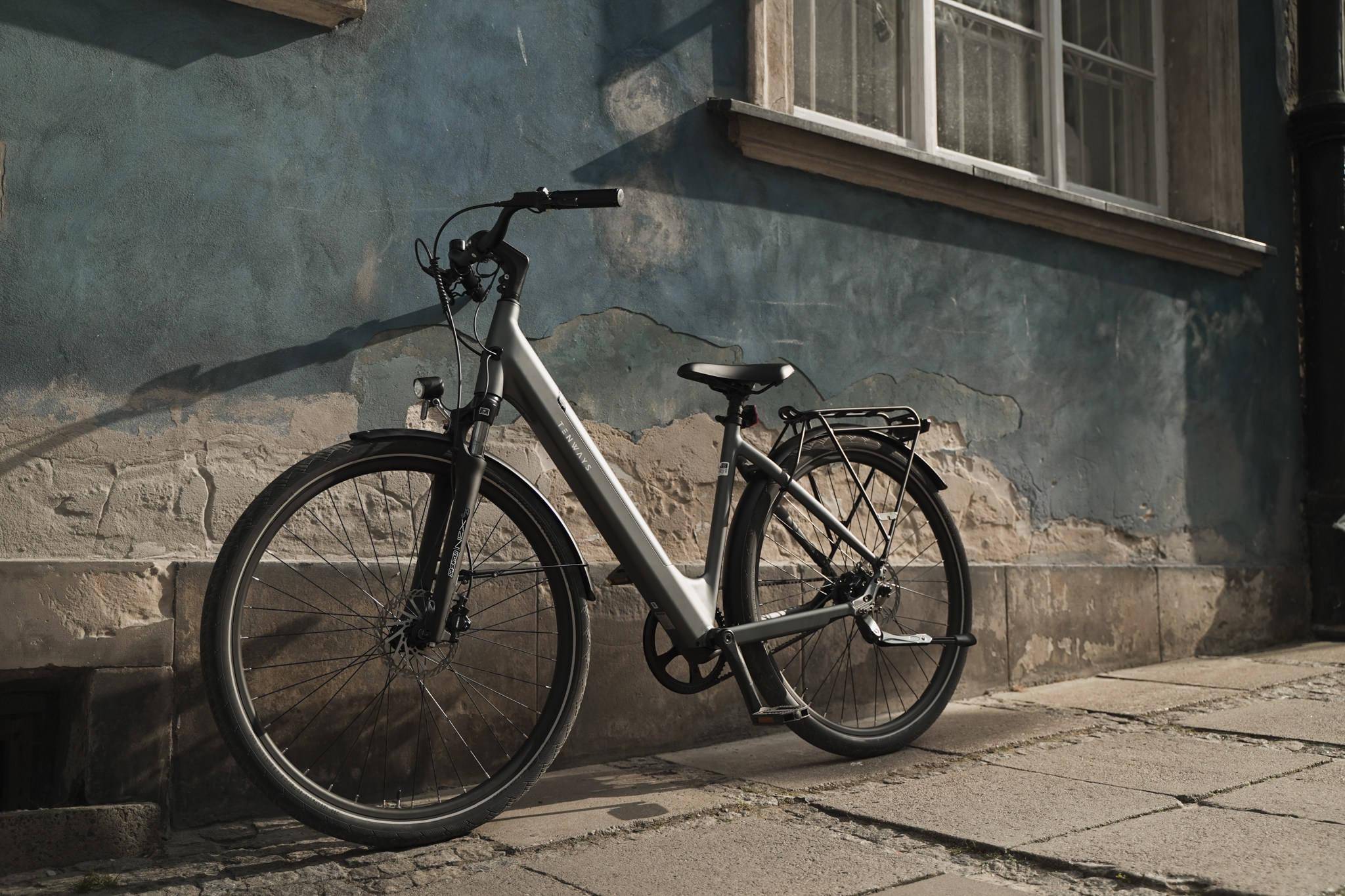 电助力自行车（E-bike）品牌TENWAYS已于近日完成3亿人民币A轮融资，其中A2轮由全球知名的消费投资公司L Catterton（路威凯腾）领投，高鹄资本担任本轮融资的独家财务顾问