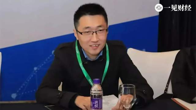 一名来自山东淄博的男人，名叫许仰天，他建立的跨境电商平台叫“希音”（SHEIN），据《2023全球独角兽榜》显示，希音市值为4500亿元，成为广东省最大、中国第四大独角兽企业，仅次于蚂蚁集团。