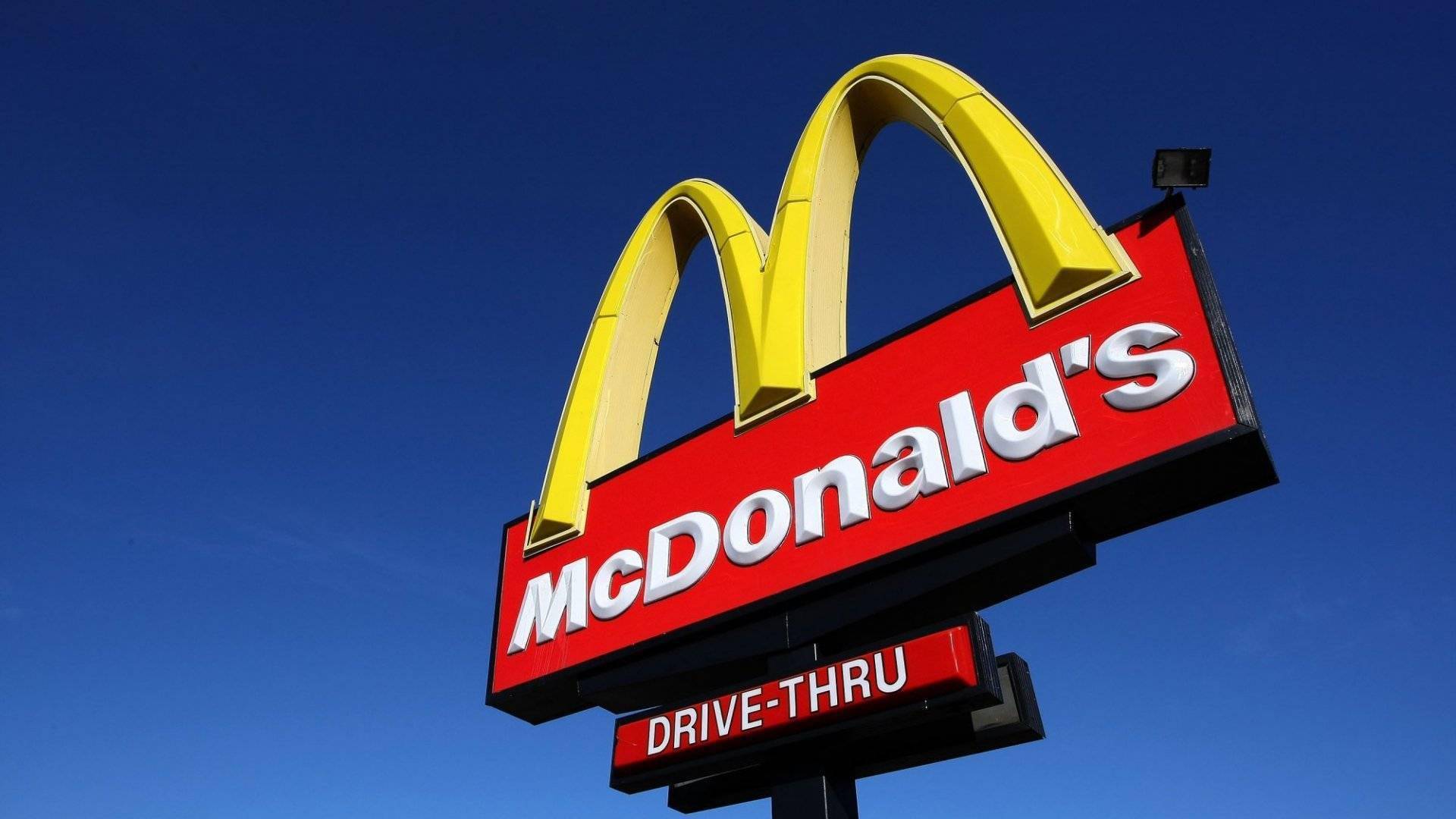 麦当劳高管透露，公司正在打造一个副品牌连锁餐厅，名为「CosMc’s」。
